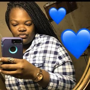 Meet your Posher, Kalia